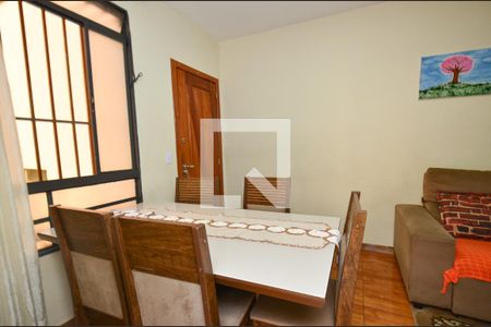 Sala 2 ambientes de apartamento à venda com 3 quartos, 64m² em Calafate, Belo Horizonte