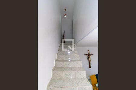 Escada de casa à venda com 6 quartos, 400m² em Vila Bela, São Paulo