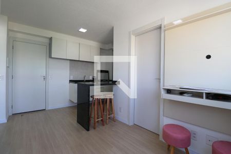 Sala/ Cozinha  de apartamento para alugar com 2 quartos, 35m² em Várzea da Barra Funda, São Paulo