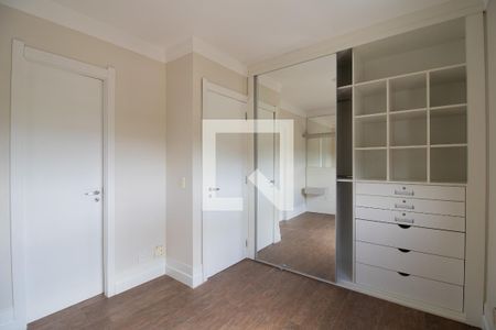 Suite de apartamento para alugar com 3 quartos, 79m² em Jardim Carvalho, Porto Alegre