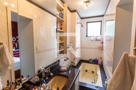 Banheiro da Suíte de apartamento para alugar com 4 quartos, 140m² em Cidade Nova, Belo Horizonte