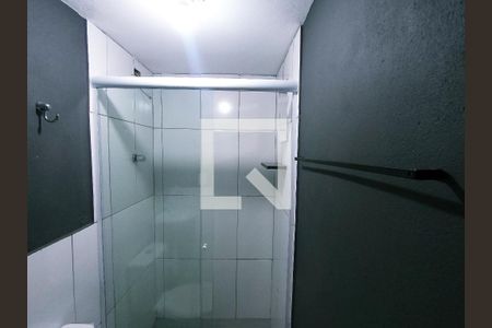 Banheiro de casa para alugar com 1 quarto, 25m² em Jardim do Papai, Guarulhos
