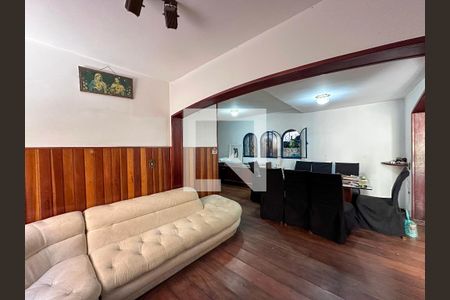 Sala de casa para alugar com 3 quartos, 221m² em Santo Amaro, São Paulo