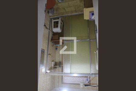 Banheiro de apartamento para alugar com 1 quarto, 58m² em Itararé, São Vicente