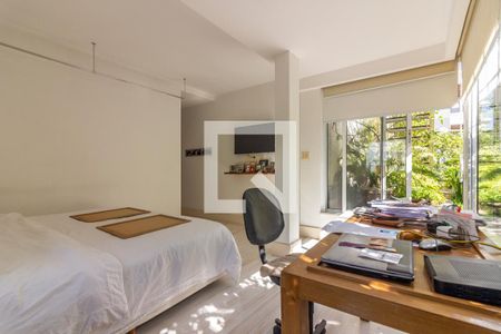Quarto 1 de apartamento à venda com 2 quartos, 400m² em Consolação, São Paulo