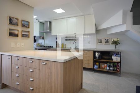 Cozinha de casa à venda com 3 quartos, 218m² em Rio Branco, Porto Alegre