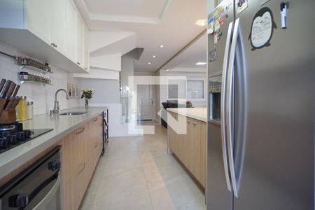 Cozinha de casa à venda com 3 quartos, 218m² em Rio Branco, Porto Alegre