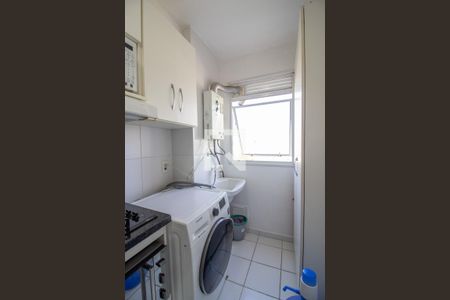 Cozinha de apartamento à venda com 3 quartos, 60m² em Jardim Itu, Porto Alegre