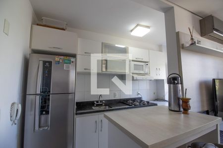 Cozinha de apartamento à venda com 3 quartos, 60m² em Jardim Itu, Porto Alegre