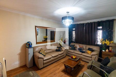 Sala de casa à venda com 3 quartos, 210m² em Cidade Domitila, São Paulo
