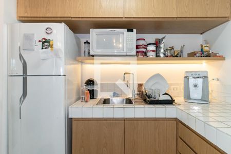 Cozinha de apartamento à venda com 2 quartos, 73m² em Vila Nova Conceição, São Paulo