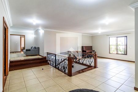 Sala de casa à venda com 4 quartos, 450m² em Cidade São Francisco, São Paulo