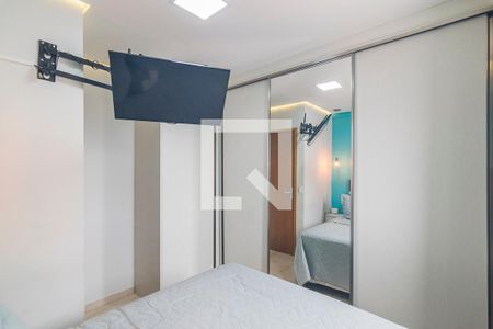 Quarto 1 de apartamento à venda com 2 quartos, 141m² em Vila Scarpelli, Santo André