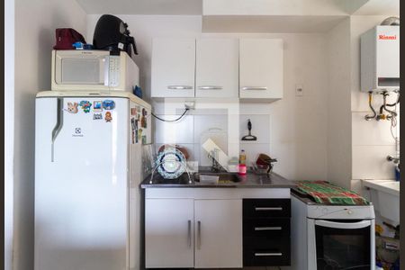 Cozinha  de apartamento à venda com 2 quartos, 49m² em Santa Maria, Osasco