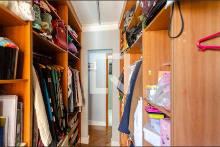 Closet de apartamento à venda com 3 quartos, 76m² em Jardim Íris, São Paulo