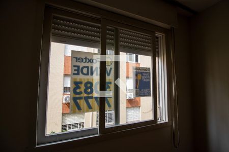 Quarto de apartamento à venda com 1 quarto, 50m² em Passo da Areia, Porto Alegre