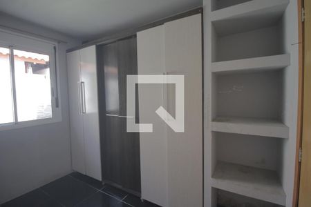 Quarto 2 de casa de condomínio para alugar com 2 quartos, 42m² em Olaria, Canoas