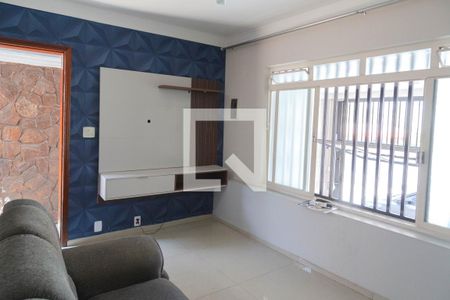 Sala de casa para alugar com 4 quartos, 260m² em Jardim São Judas Tadeu, Guarulhos