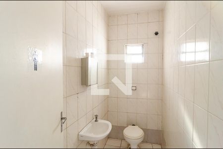 Banheiro Social 1 de casa à venda com 1 quarto, 120m² em Parque Jabaquara, São Paulo
