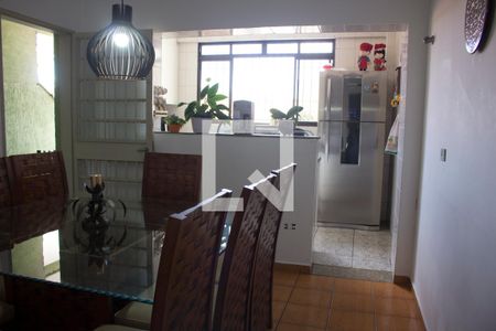 Sala de Jantar de casa para alugar com 3 quartos, 200m² em Jardim Santa Rosa, Taboão da Serra