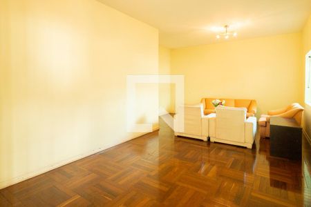 Sala de casa para alugar com 3 quartos, 235m² em Nova Petrópolis, São Bernardo do Campo
