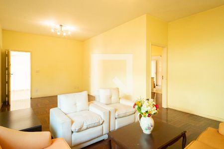 Sala de casa para alugar com 4 quartos, 235m² em Nova Petrópolis, São Bernardo do Campo