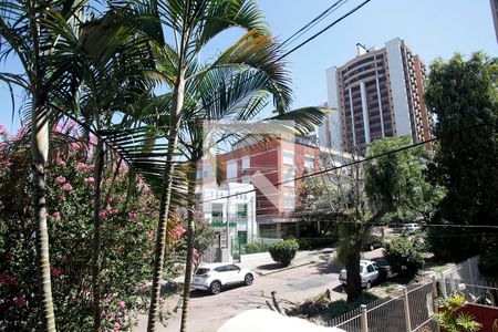 Quarto 1 Vista de apartamento para alugar com 3 quartos, 100m² em Rio Branco, Porto Alegre
