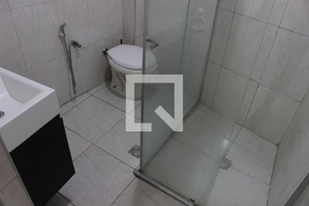 Banheiro de apartamento para alugar com 2 quartos, 63m² em Ilha Porchat, São Vicente