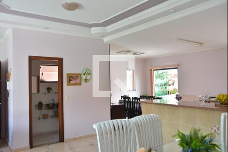 Sala de casa à venda com 3 quartos, 302m² em Jardim das Acacias, São Bernardo do Campo
