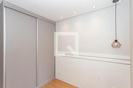 Quarto 1 de apartamento para alugar com 2 quartos, 50m² em Jardim São Savério, São Paulo