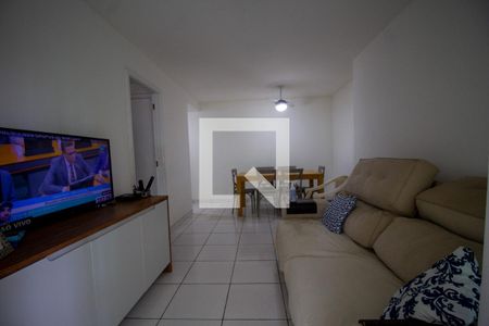 Apartamento à venda com 76m², 2 quartos e 2 vagasSala