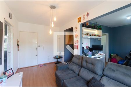 Sala  de apartamento à venda com 3 quartos, 70m² em Vila Nova, Porto Alegre