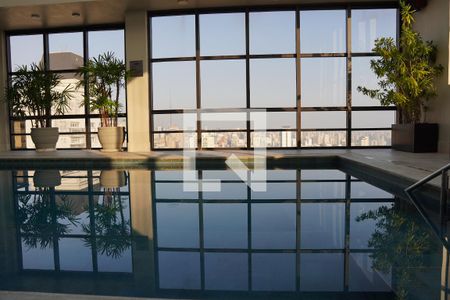 Piscina de apartamento à venda com 2 quartos, 92m² em Cerqueira César, São Paulo