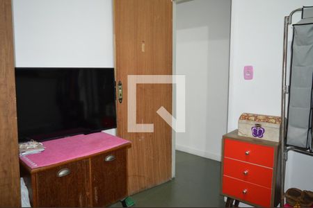 Sala de casa para alugar com 4 quartos, 200m² em Santa Helena, Contagem