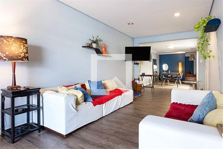 Casa à venda com 3 quartos, 226m² em Brooklin, São Paulo