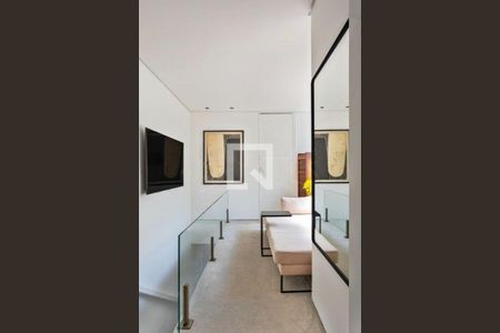 Casa à venda com 3 quartos, 230m² em Vila Nova Conceição, São Paulo