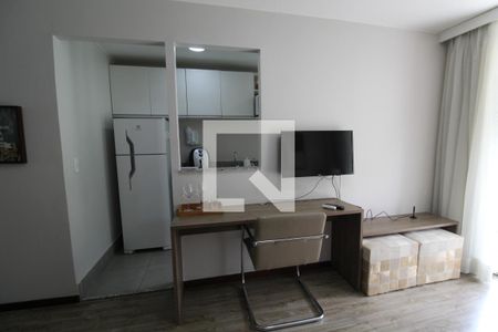Sala de apartamento para alugar com 1 quarto, 50m² em Jacarepaguá, Rio de Janeiro