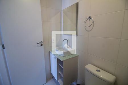 Banheiro da Suíte de apartamento para alugar com 1 quarto, 28m² em Jardim Caravelas, São Paulo