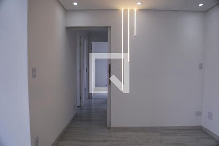 Corredor de apartamento à venda com 3 quartos, 79m² em Vila Fiat Lux, São Paulo