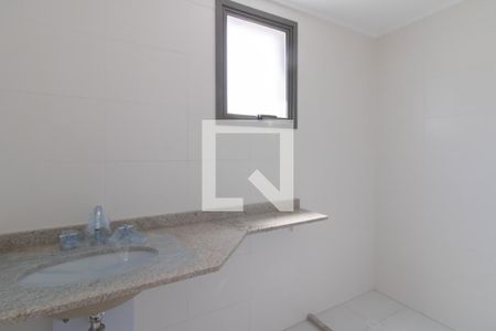 Banheiro da Suíte de apartamento à venda com 2 quartos, 57m² em Vila Camargos, Guarulhos