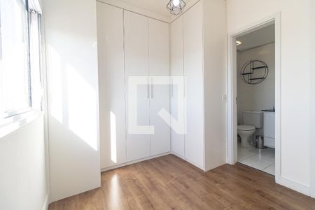 Suíte de apartamento à venda com 3 quartos, 61m² em Parque Fongaro, São Paulo