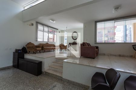 Sala de casa à venda com 5 quartos, 400m² em Santa Tereza, Belo Horizonte