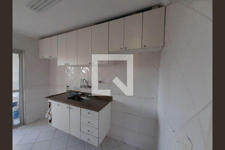 Apartamento à venda com 2 quartos, 72m² em Jardim Ester Yolanda, São Paulo