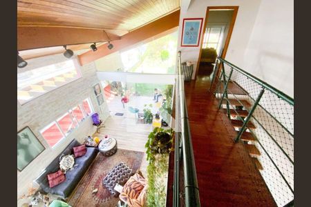 Casa à venda com 3 quartos, 350m² em Vila Romana, São Paulo