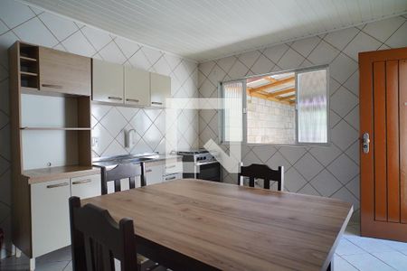 Sala - Cozinha de casa de condomínio para alugar com 2 quartos, 56m² em João Paulo, Florianópolis