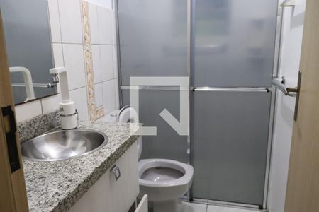 Banheiro de apartamento à venda com 2 quartos, 55m² em Vicentina, São Leopoldo