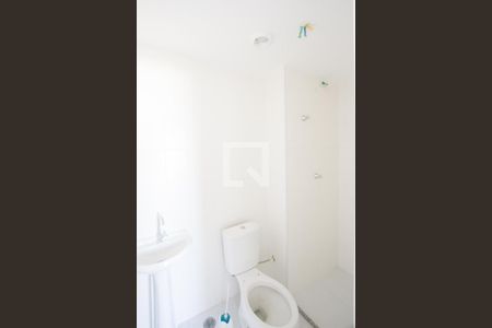 Banheiro de apartamento para alugar com 1 quarto, 25m² em Jardim Mirante, São Paulo