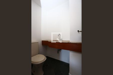 Lavabo de apartamento para alugar com 4 quartos, 148m² em Paraisópolis, São Paulo