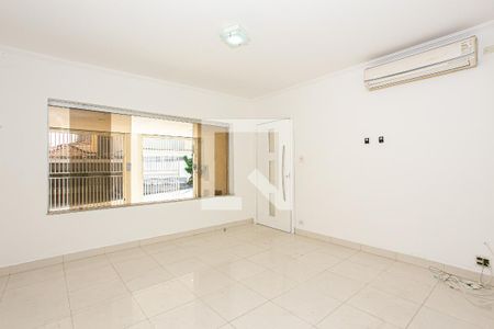 Sala 1 de casa para alugar com 3 quartos, 270m² em Vila Carrão, São Paulo