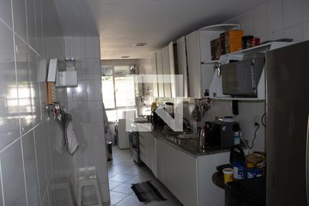 Cozinha de apartamento para alugar com 3 quartos, 126m² em Freguesia (jacarepaguá), Rio de Janeiro